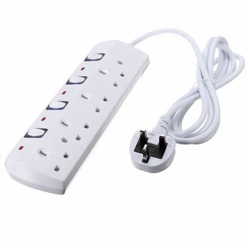 1.5 मीटर वायर के साथ चार सॉकेट और स्विच पॉलीकार्बोनेट एक्सटेंशन सॉकेट आवेदन: इलेक्ट्रिक फिटिंग