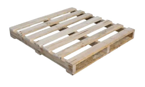 High Strength Plain Matte Finish Termite Resistant Industrial Two Way Wooden Pallets