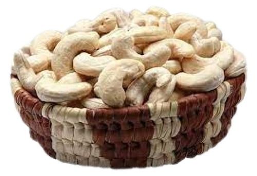 A Grade Indian Origin Half Moon Shape Medium Dried Cashews Nut