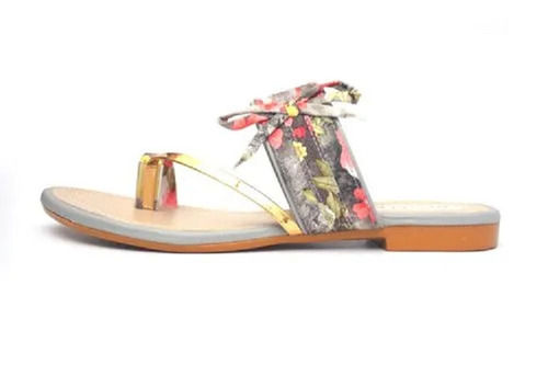 Multicolor Soft Flexible Low Heel Wedges Water Resistant Pu Leather Flat Sandal For Ladies