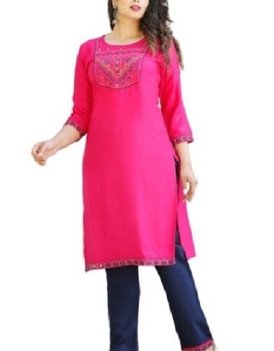 Ladies Embroidered 3/4Th Sleeve Pink Casual Wear Kurti Bust Size: 29 Inch (In)