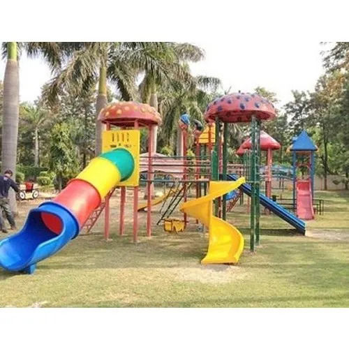 Powder Coated Plastic Multi Play Station For Outdoor Use