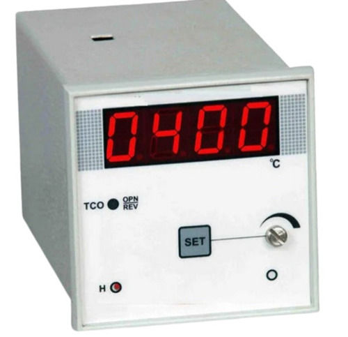 White 12 Voltage Electric Digital Temperature Controller For Industrial Use