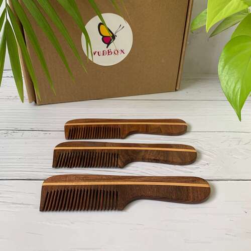 7A Inch Brown Plain Design Rosewood Comb