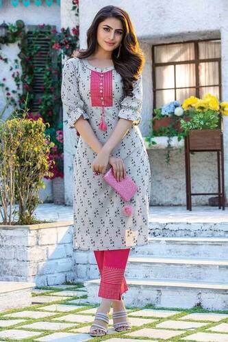 White Ladies Printed Cotton Short Sleeves Kurti