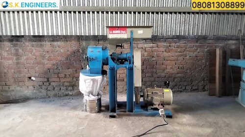 Atta Chakki Plant With 1 Year Warranty Capacity: 150 Kg/Hr at Best ...