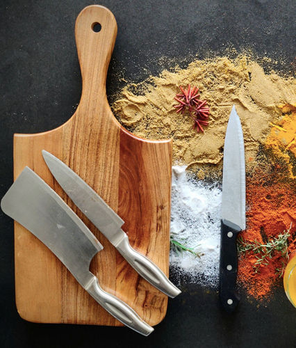 wooden chopping board