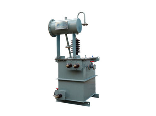 220 Voltage Three Phase Mild Steel And Copper Body Auxiliary Transformer Efficiency: 97%