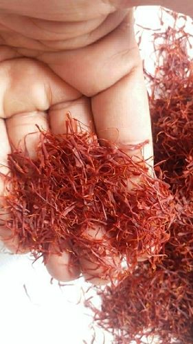 Pure And Organic A Grade Natural Fresh Red Saffron