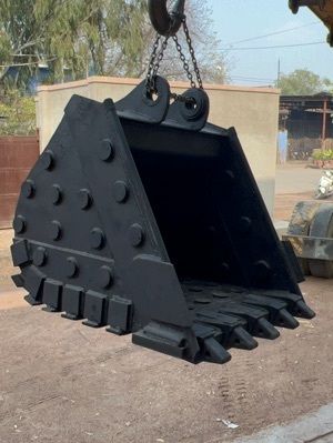 Heavy Duty Excavator Bucket For Earth Moving Equipment