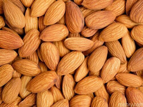 Commonly Cultivated Pure And Dried Heathy Nutritious Almond Nuts