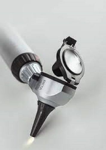 Heine Beta 400 Otoscope