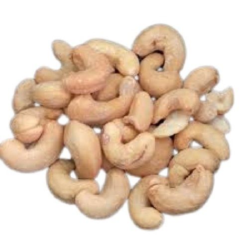 White A Grade Raw Half Moon Shape Dried Cashew Nut