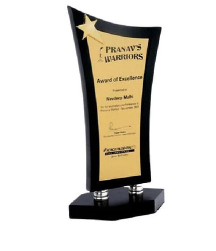 Brown Wooden Shield Shape Certificate Plaque, For Appreciation Award, Shape:  Rectangular at best price in Mumbai