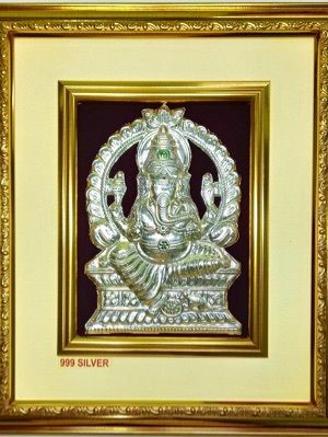 Metal Customized Silver Photo Frames For Pooja And Gifts