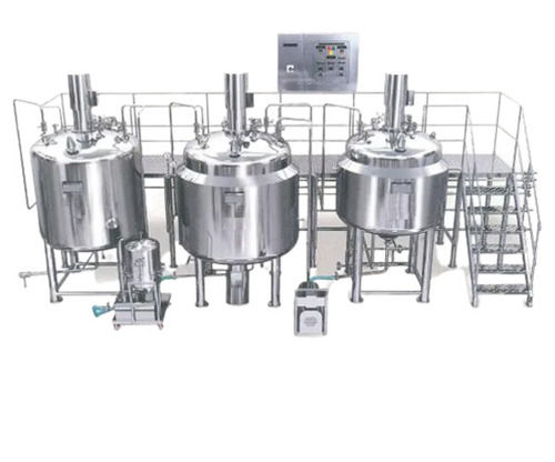 240 Voltage Stainless Steel Body Automatic Liquid Oral Manufacturing Plat Capacity: 100 Liter/Day