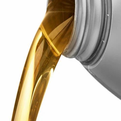 99% Pure 950 Kg/M3 20 Degree Celsius Lubricant Oil For Automotive Use Ash %: 0%