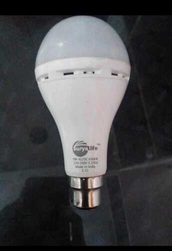 Rechargeable Emergency Bulb with Inbuilt Battery