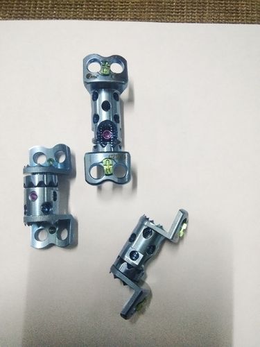 Silver Titanium Cervical Spine Plates With 2 Hole For Surgery