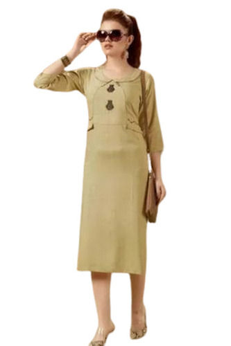 Washable 3/4Th Sleeves Straight Round Neck Ladies Rayon Kurti