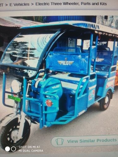 Fast Chargeable, Stable Performance Electric Rickshaw For Commercial