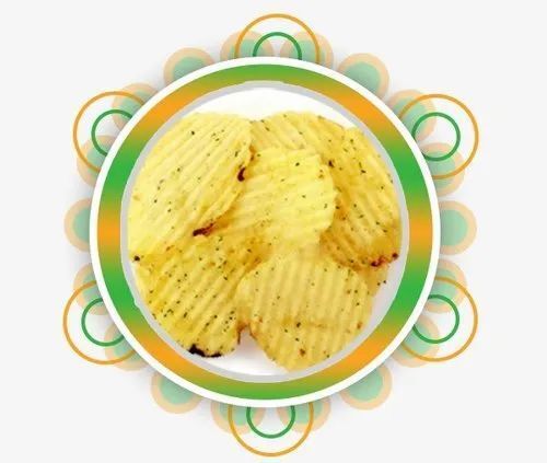 Hygienically Fried Salty And Healthy Crispy Potato Chips With Crunchy Texture