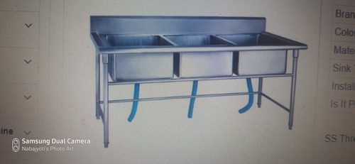 संक्षारण और जंग प्रतिरोधी स्टेनलेस स्टील थ्री बाउल किचन सिंक