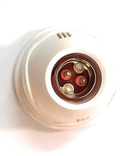 Wall Mounted Round Shape Bulb Holder For Electric Fitting Use