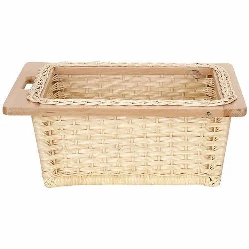 Wicker Basket For Flower And Fruits Storage Use