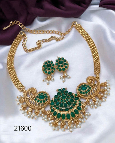 Green Alloy Gold Plated Finish Choker Necklace Set For Women