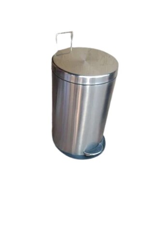 Plain Silver Color SS Pedal Dustbins