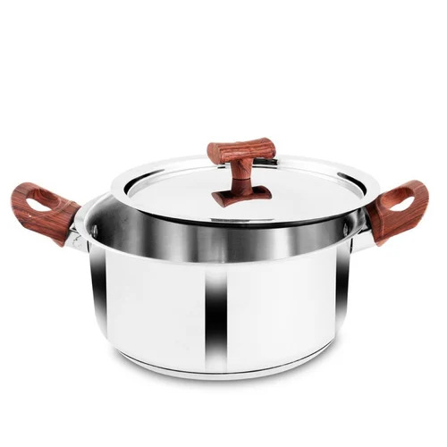 Round Shape Stainless Steel Casserole With Wooden Handle