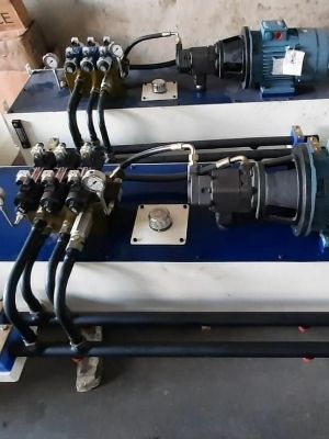 hydraulic cylinders