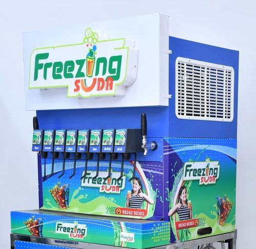 Electric Semi Automatic Soda Vending Machine For Commercial Use