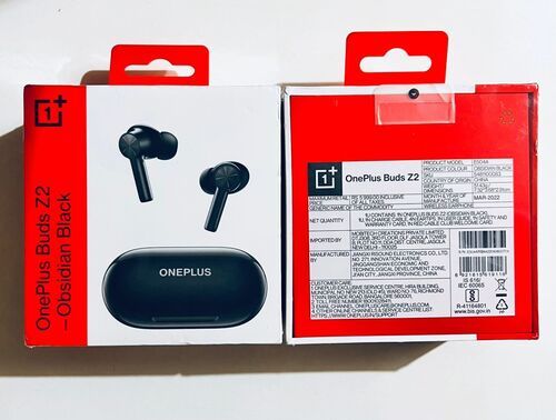 Obsidian Black One Plus Buds Z2 Earphone