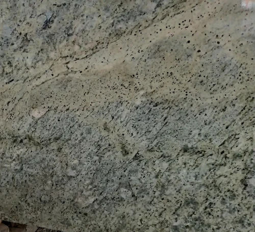 Stain Resistant Surf Green Granite Slabs For Flooring