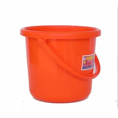 plastic bucket 