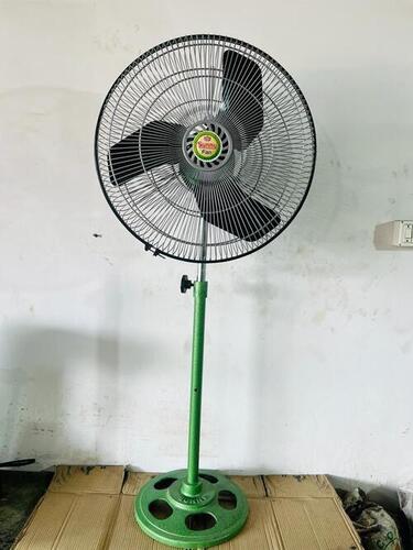 3 Blade Pedestal Fan For Home And Hotel Use