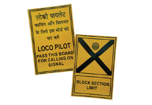 Rectangular Warning Signal Caution Sign Board For Security