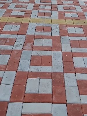 Yellow Crack Resistance Interlocking Paver Block