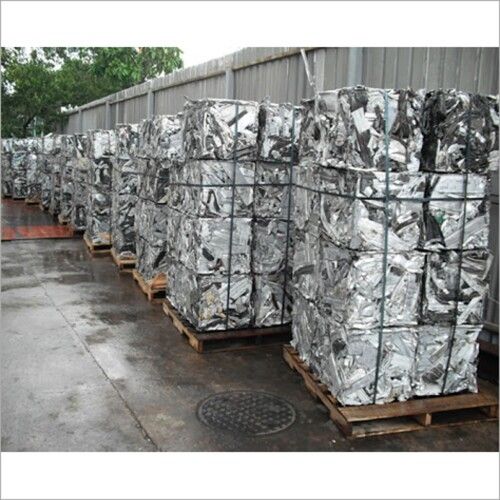 Used Aluminum Scrap - Industrial Grade, Grey Metallic, Alloy Material | Ideal for Recycling and Waste Management