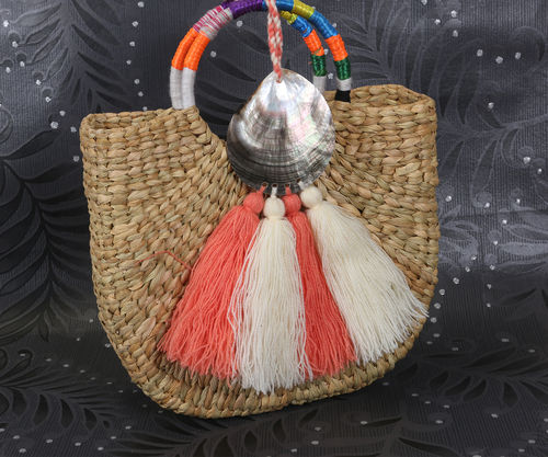 T922 Handmade Bag Tassel for Decoration Use
