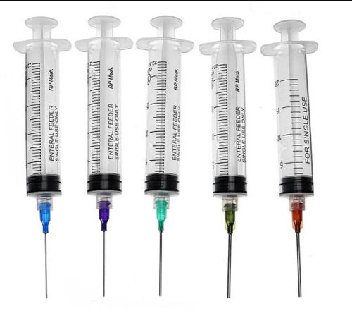 Glass And Plastic Syringes With Needles For Medical Use