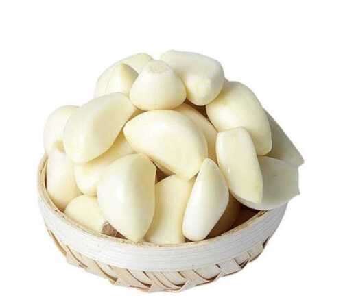 Pesticide Free Untouched White Peeled Garlic