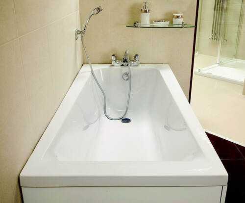 White Acrylic Immersion Bathtub For Bathroom