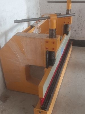 sheet bending machine