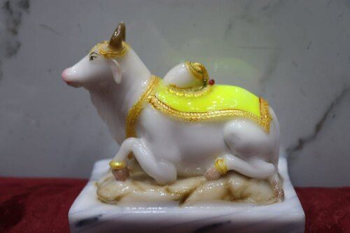 White Marble Cow Statue For Home Decoration Use