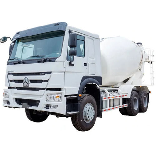 White Mobile Below 6Ma  Truck Mixer For Construction Use