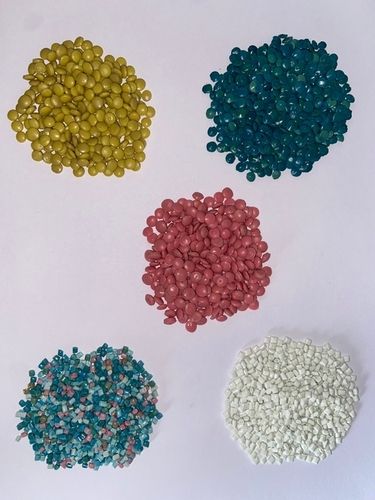 Available In Different Color Plastic Granules