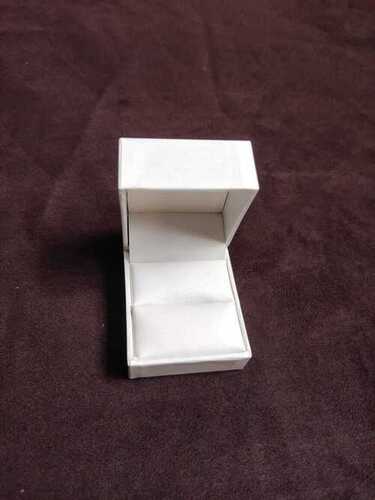 Standard Fancy Square White Ring Box Size: 2X2X1.25H